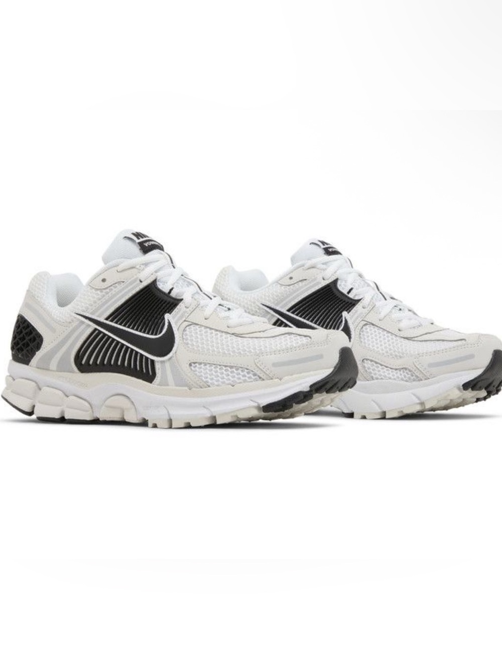 Nike Air Zoom Vomero 5 Athletic Sneakers in White/Black- M8/W9.5